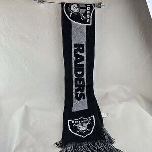 Las Vegas Raiders Scarf Mens Black Gray Knit Winter Logo Fringe Football Forever